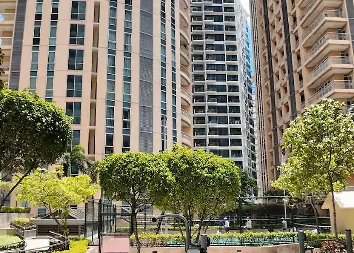 Canal View Luxury Stay, Type , Massage Chair, Office Desk For 3 Guests Only Apartment *