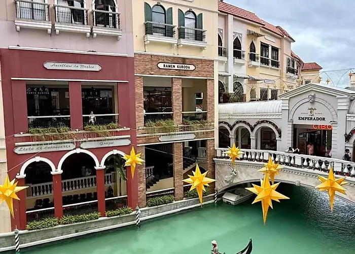 Canal View Luxury Stay, Type , Massage Chair, Office Desk For 3 Guests Only *